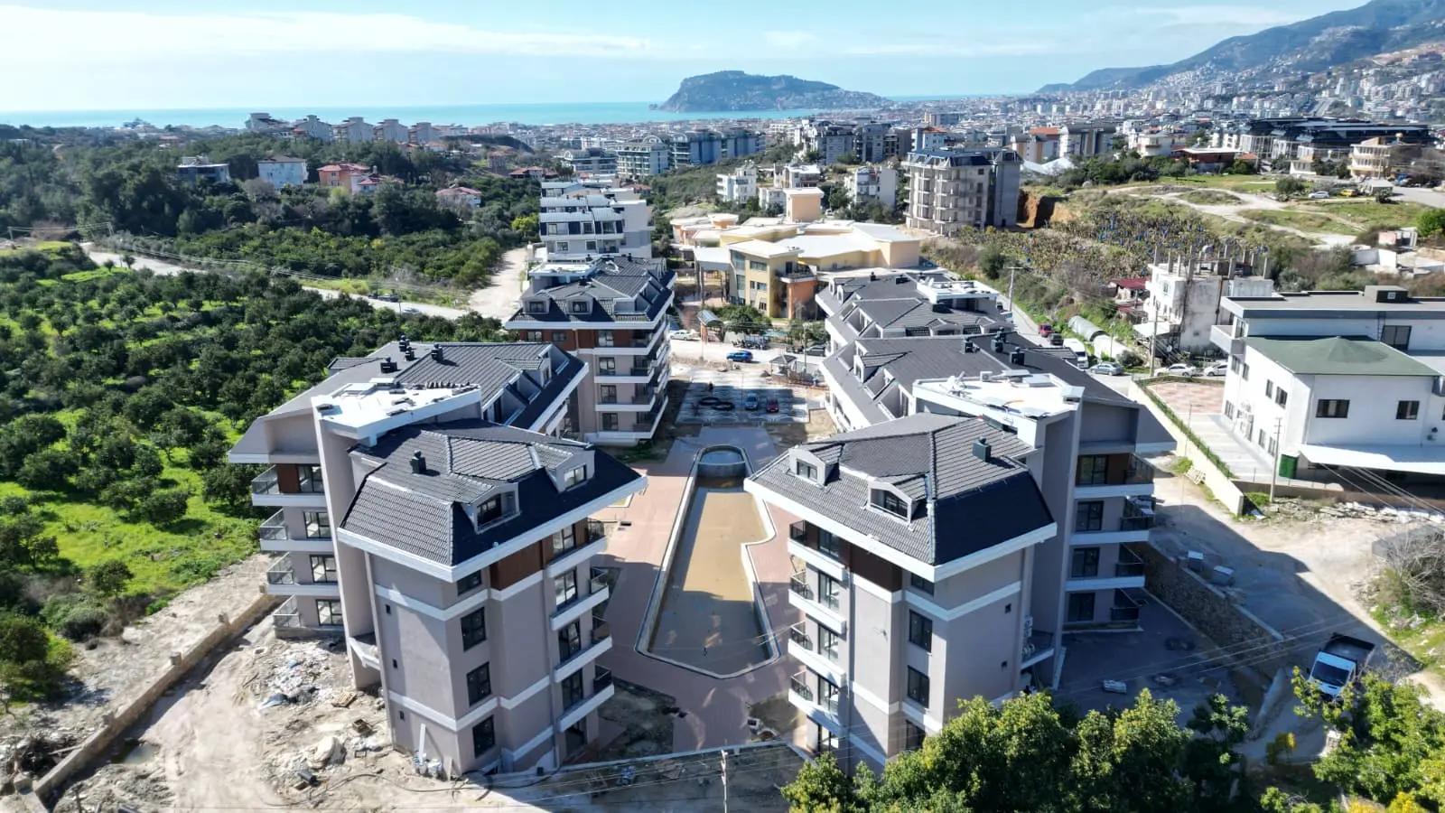 Real estate in Oba